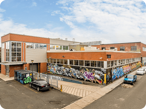 Façade du bureau de Périmètre sur la rue Dagenais